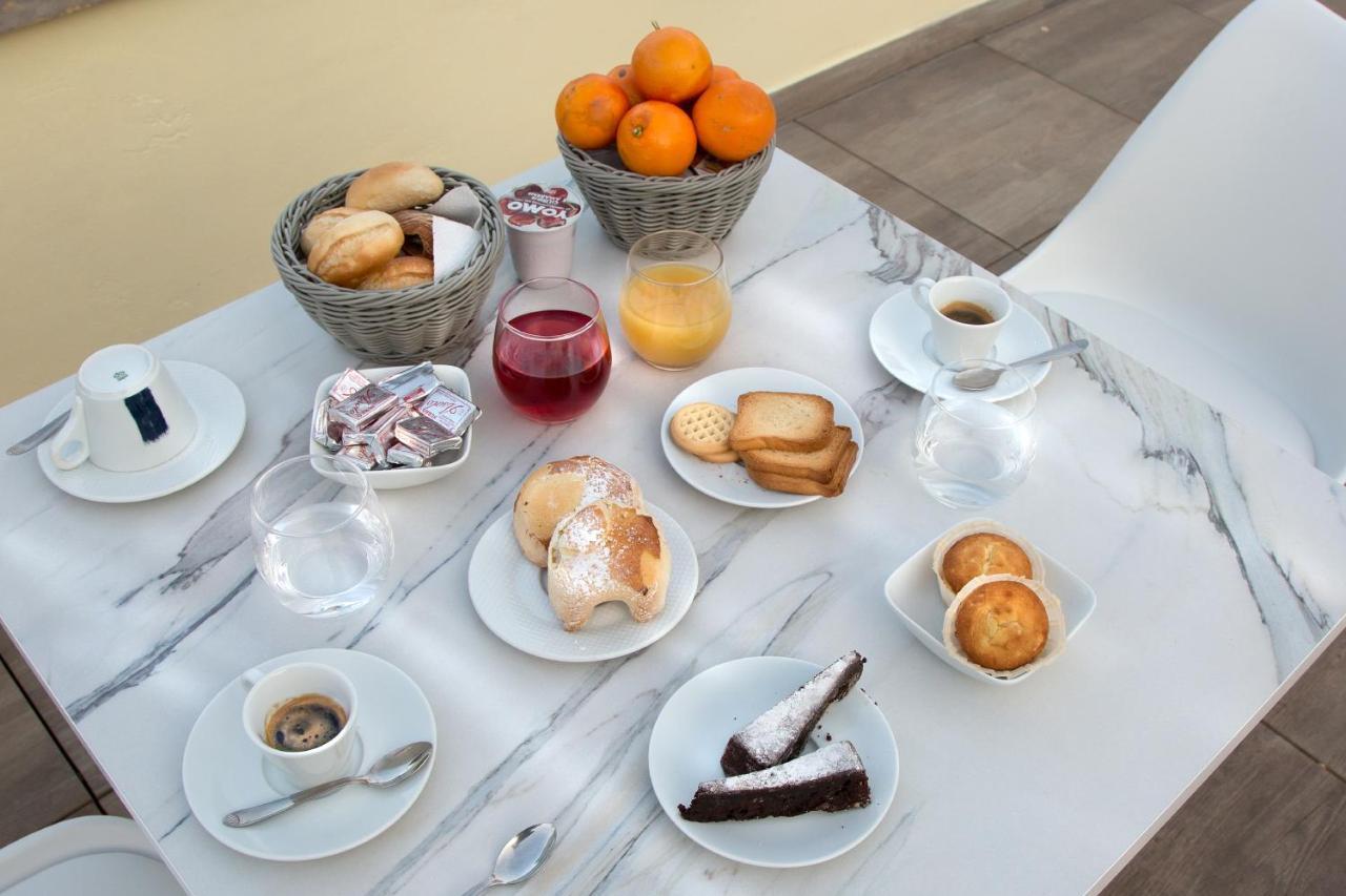 Hotel Palazzo Sant'Antonio Napoli Esterno foto